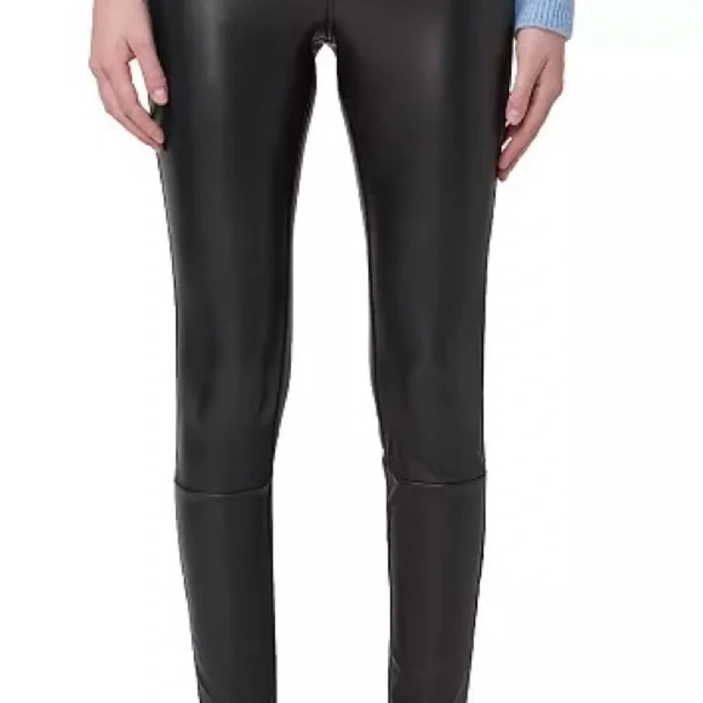 HUE Faux Leather Suede Lining Taper Leg Legging/Pant stretch pull on women’s L - Picture 2 of 13